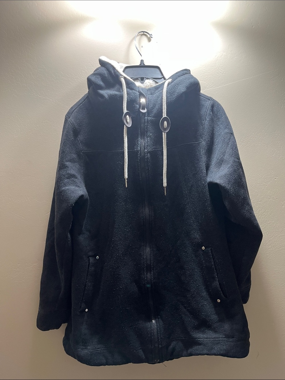 Women's Black Hooded Ski & Snow Jacket with Drawcord Hood